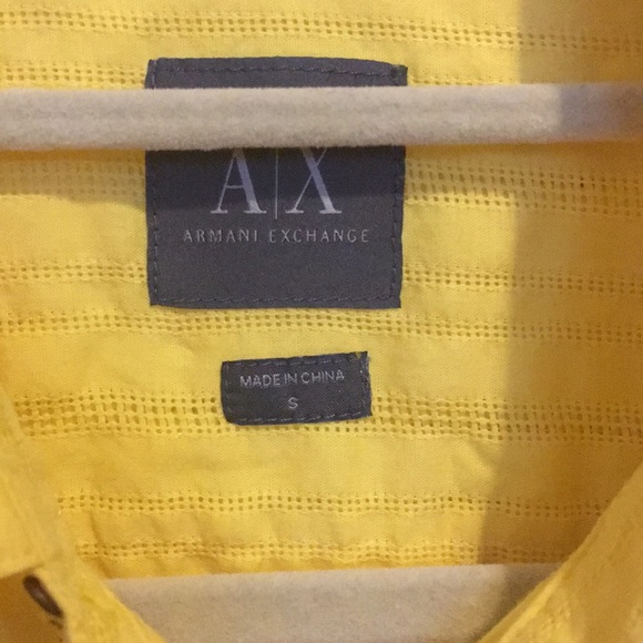 Man shirt like new condition - Picture 2 of 3